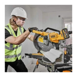 DeWalt DCS781 54V XR FLEXVOLT Brushless 305mm Slide Mitre Saw 2 X 9.0Ah Kit 5 DeWalt DCS781 54V XR FLEXVOLT Brushless 305mm Slide Mitre Saw 2 X 9.0Ah Kit -Power Tool Store DCS781X2 GB 3 15986.1706801899
