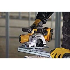 DeWalt DCS373N 18V Metal Cutting Circular Saw XR Li-ion Body Only