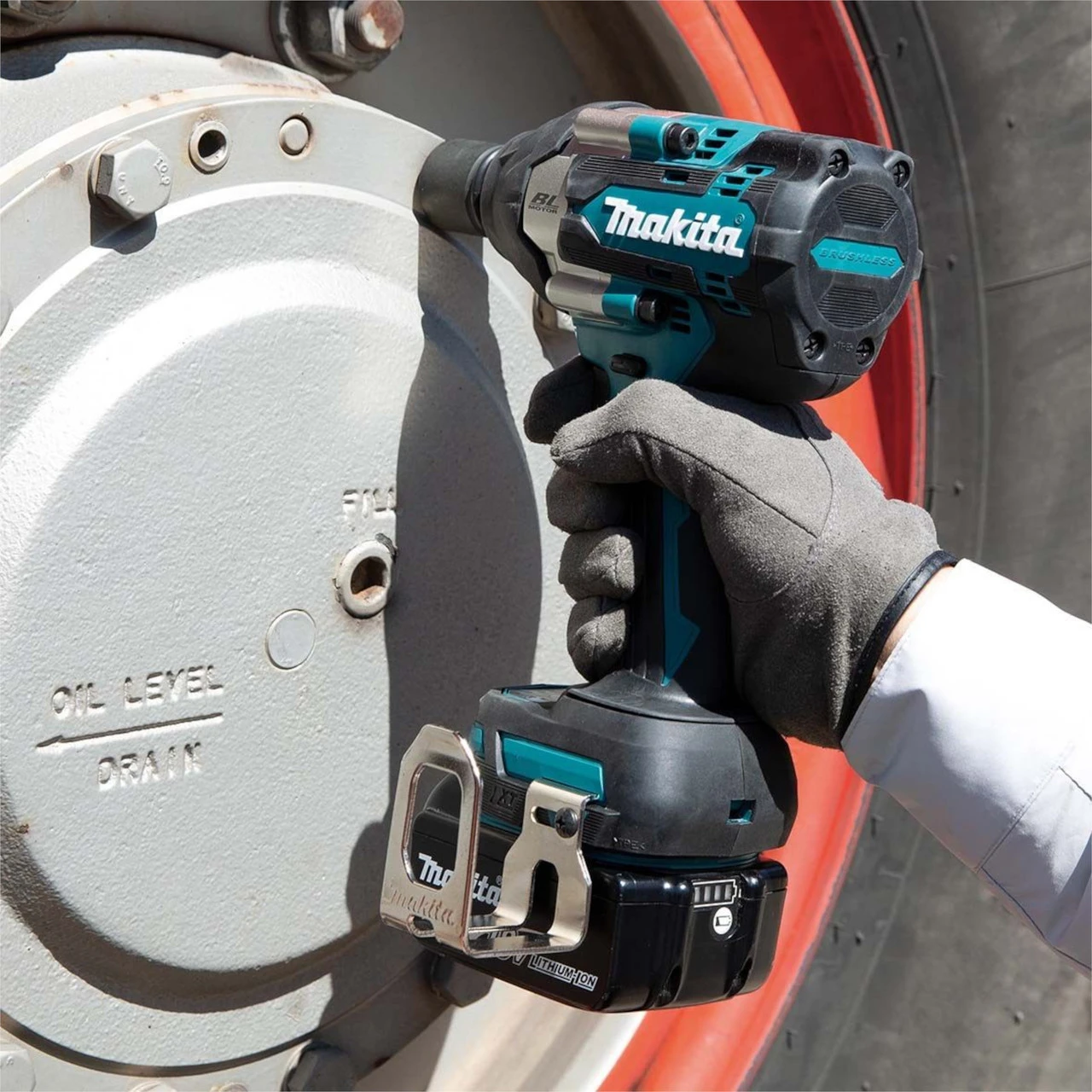 Makita 18V LXT Mid Torque Impact Wrench Body Only 2 Makita 18V LXT Mid Torque Impact Wrench Body Only - Image 2