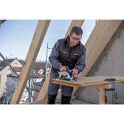 Bosch GKS18V-57-2N 18V Brushless Circular Saw 165mm Blade Body Only -Power Tool Store GKS18V 57 2N 2 84617.1715434725