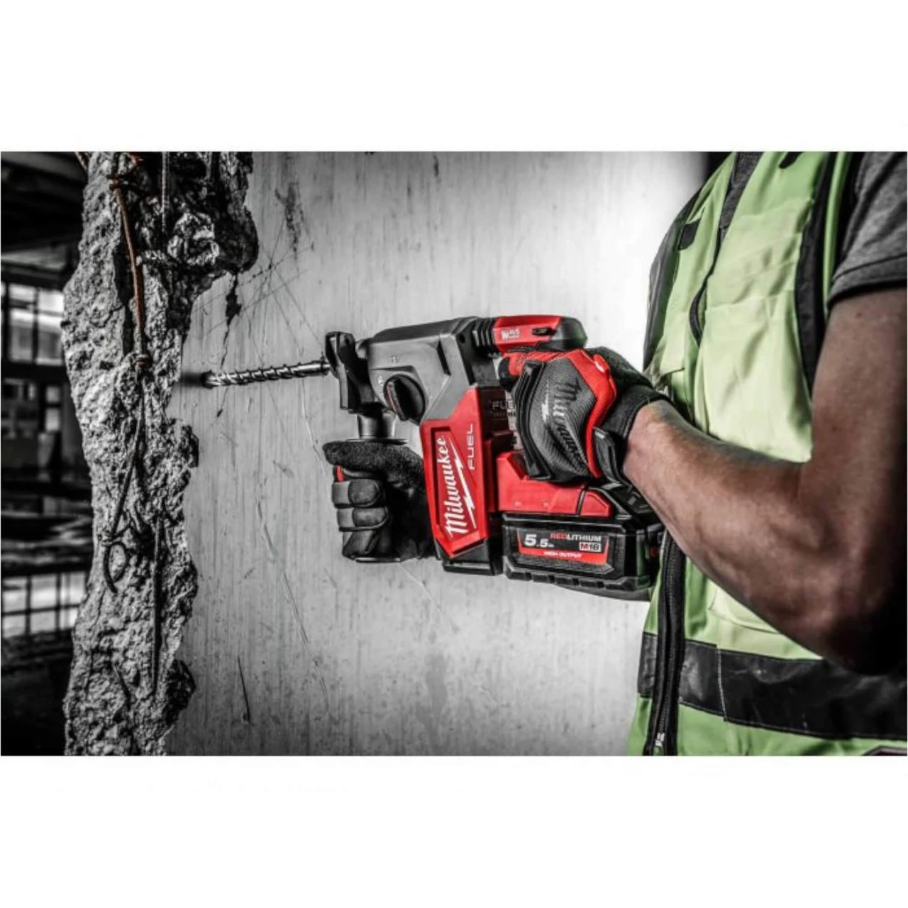 Milwaukee 18V M18FH-0 FUEL 4-Mode 26mm SDS+ Hammer Drill Body Only 2 Milwaukee 18V M18FH-0 FUEL 4-Mode 26mm SDS+ Hammer Drill Body Only - Image 2